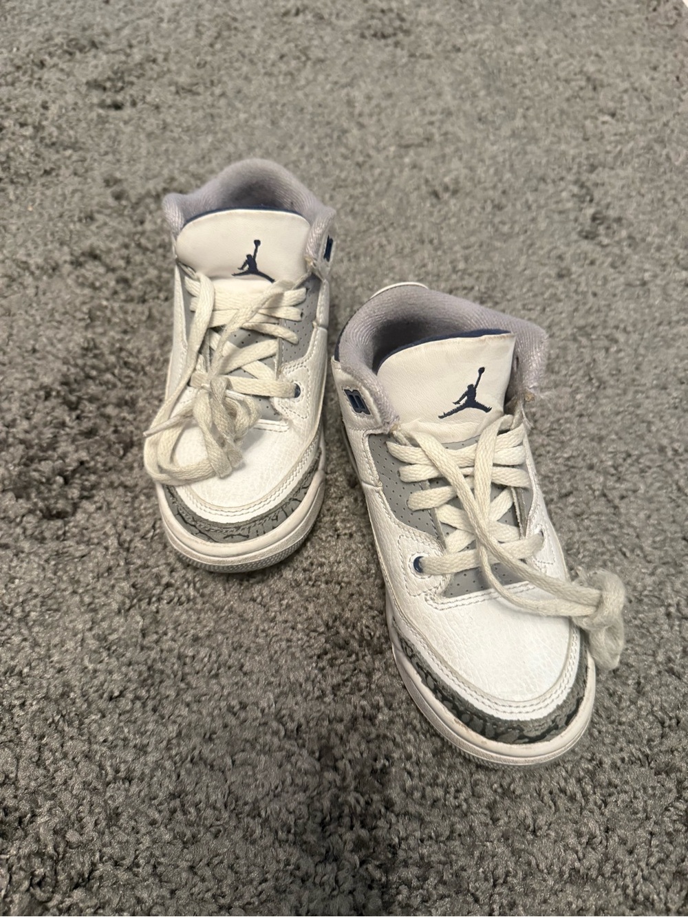 Jordan Retro 3 Sneakers
